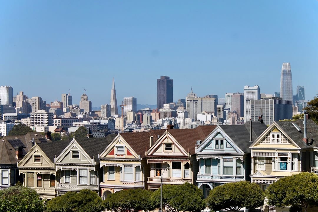 How to Choose a Roofing Contractor in the Bay Area